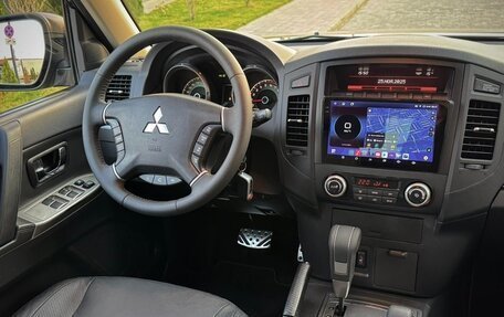 Mitsubishi Pajero IV, 2014 год, 3 650 000 рублей, 15 фотография