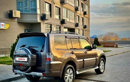 Mitsubishi Pajero IV, 2014 год, 3 650 000 рублей, 31 фотография