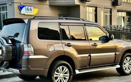 Mitsubishi Pajero IV, 2014 год, 3 650 000 рублей, 29 фотография