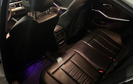 BMW 3 серия, 2020 год, 3 000 000 рублей, 19 фотография