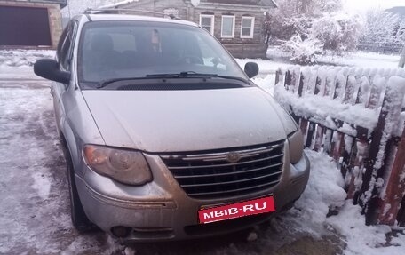 Chrysler Town & Country IV, 2004 год, 450 000 рублей, 1 фотография