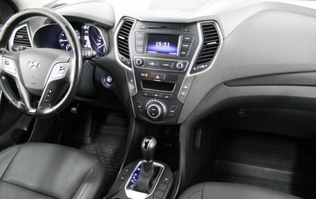 Hyundai Santa Fe III рестайлинг, 2017 год, 2 500 000 рублей, 18 фотография