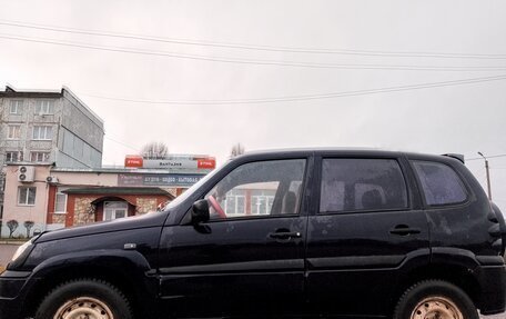 Chevrolet Niva I рестайлинг, 2004 год, 350 000 рублей, 2 фотография