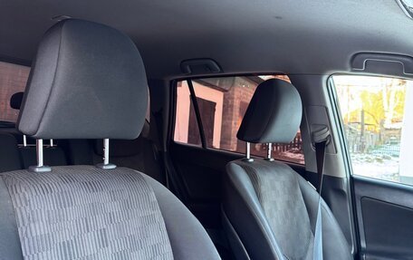 Toyota RAV4, 2012 год, 1 500 000 рублей, 6 фотография