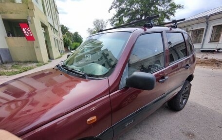 Chevrolet Niva I рестайлинг, 2005 год, 325 000 рублей, 5 фотография