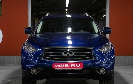 Infiniti QX70, 2013 год, 1 998 000 рублей, 2 фотография