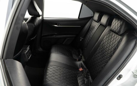 Toyota Camry, 2020 год, 1 948 097 рублей, 9 фотография