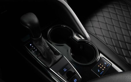 Toyota Camry, 2020 год, 1 948 097 рублей, 17 фотография