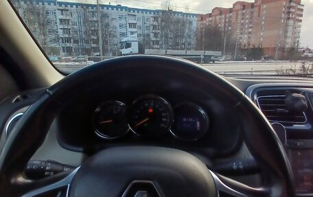 Renault Logan II, 2018 год, 800 000 рублей, 16 фотография