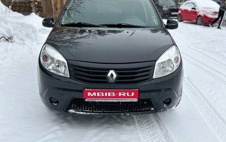 Renault Sandero I, 2010 год, 450 000 рублей, 3 фотография