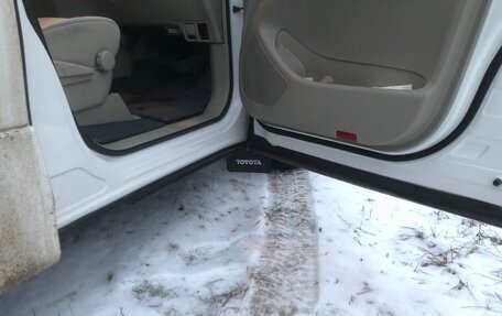 Toyota Estima III рестайлинг -2, 2012 год, 2 450 000 рублей, 17 фотография