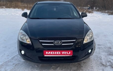 KIA cee'd I рестайлинг, 2009 год, 530 000 рублей, 2 фотография