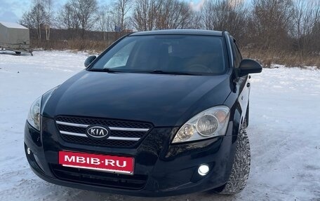 KIA cee'd I рестайлинг, 2009 год, 530 000 рублей, 11 фотография