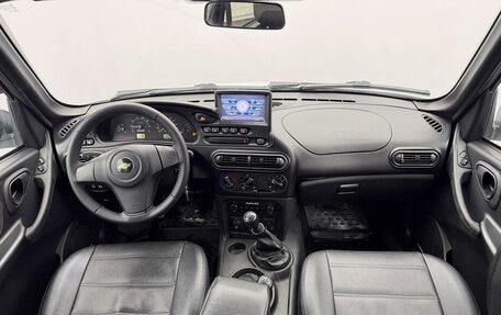 Chevrolet Niva I рестайлинг, 2020 год, 925 000 рублей, 7 фотография