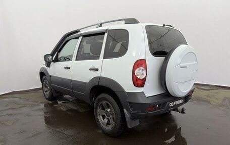 Chevrolet Niva I рестайлинг, 2020 год, 925 000 рублей, 2 фотография