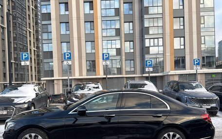 Mercedes-Benz E-Класс, 2019 год, 3 150 000 рублей, 2 фотография