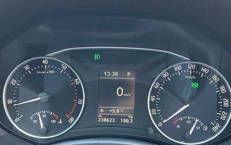 Skoda Octavia, 2011 год, 900 000 рублей, 19 фотография