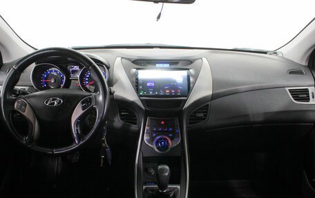Hyundai Elantra V, 2013 год, 820 000 рублей, 15 фотография