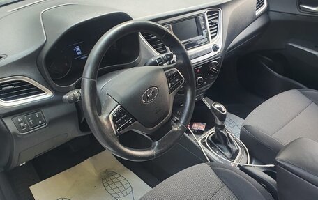 Hyundai Solaris II рестайлинг, 2019 год, 800 000 рублей, 5 фотография