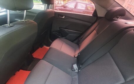 Hyundai Solaris II рестайлинг, 2019 год, 800 000 рублей, 6 фотография