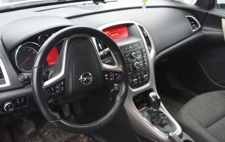 Opel Astra J, 2013 год, 650 000 рублей, 8 фотография