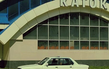 BMW 3 серия, 1985 год, 720 000 рублей, 16 фотография