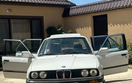 BMW 3 серия, 1985 год, 720 000 рублей, 11 фотография