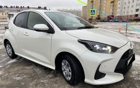 Toyota Yaris, 2020 год, 1 320 000 рублей, 1 фотография
