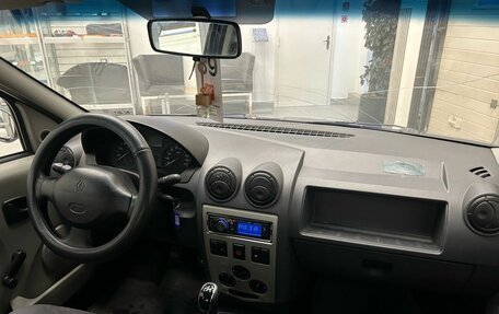 Renault Logan I, 2005 год, 169 000 рублей, 6 фотография