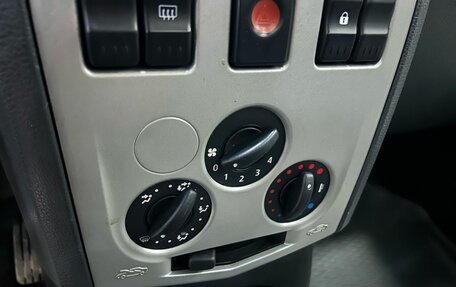 Renault Logan I, 2005 год, 169 000 рублей, 11 фотография