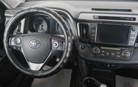 Toyota RAV4, 2019 год, 2 999 000 рублей, 13 фотография