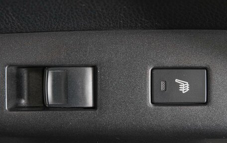 Toyota RAV4, 2019 год, 2 999 000 рублей, 27 фотография