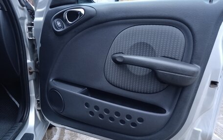 Chrysler PT Cruiser, 2004 год, 415 000 рублей, 18 фотография