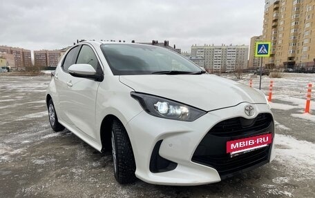 Toyota Yaris, 2020 год, 1 320 000 рублей, 4 фотография