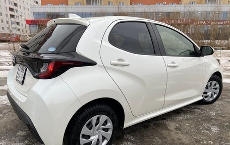 Toyota Yaris, 2020 год, 1 320 000 рублей, 8 фотография
