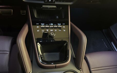 Porsche Cayenne III, 2025 год, 19 590 000 рублей, 8 фотография