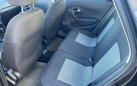 Volkswagen Polo VI (EU Market), 2013 год, 700 000 рублей, 10 фотография