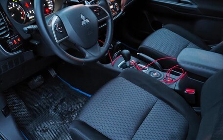 Mitsubishi Outlander III рестайлинг 3, 2013 год, 1 327 000 рублей, 7 фотография