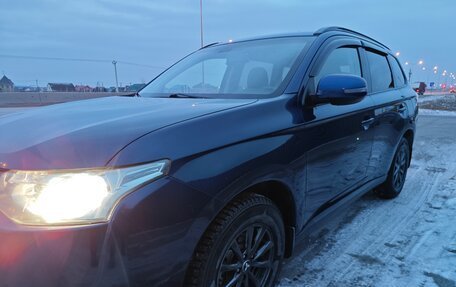 Mitsubishi Outlander III рестайлинг 3, 2013 год, 1 327 000 рублей, 5 фотография