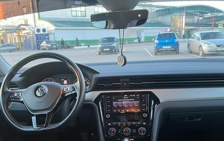 Volkswagen Passat B8 рестайлинг, 2020 год, 2 390 000 рублей, 11 фотография