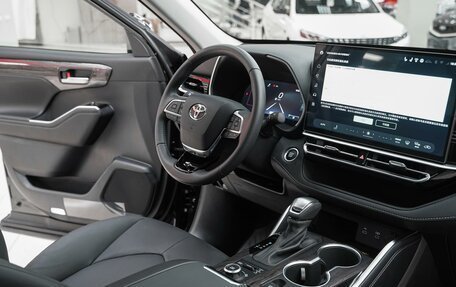 Toyota Highlander, 2025 год, 5 850 000 рублей, 17 фотография