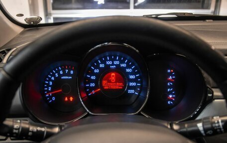 KIA Rio III рестайлинг, 2011 год, 850 000 рублей, 18 фотография