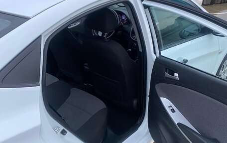 Hyundai Solaris II рестайлинг, 2013 год, 549 000 рублей, 9 фотография