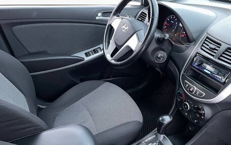 Hyundai Solaris II рестайлинг, 2013 год, 549 000 рублей, 4 фотография