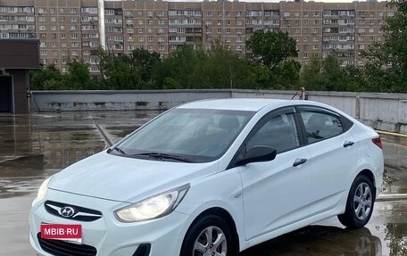 Hyundai Solaris II рестайлинг, 2013 год, 549 000 рублей, 12 фотография