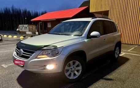Volkswagen Tiguan I, 2010 год, 990 000 рублей, 2 фотография