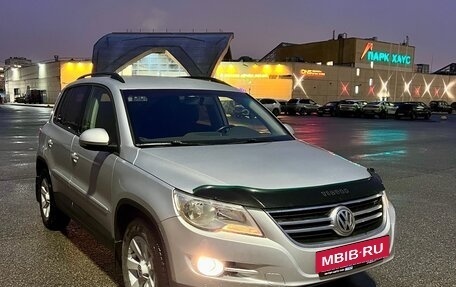 Volkswagen Tiguan I, 2010 год, 990 000 рублей, 11 фотография
