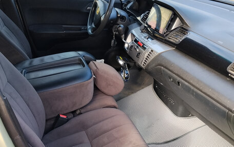 Honda FR-V, 2005 год, 900 000 рублей, 12 фотография