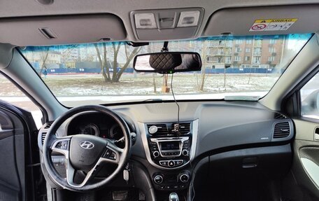 Hyundai Solaris II рестайлинг, 2015 год, 950 000 рублей, 8 фотография