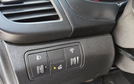 Hyundai Solaris II рестайлинг, 2015 год, 950 000 рублей, 9 фотография